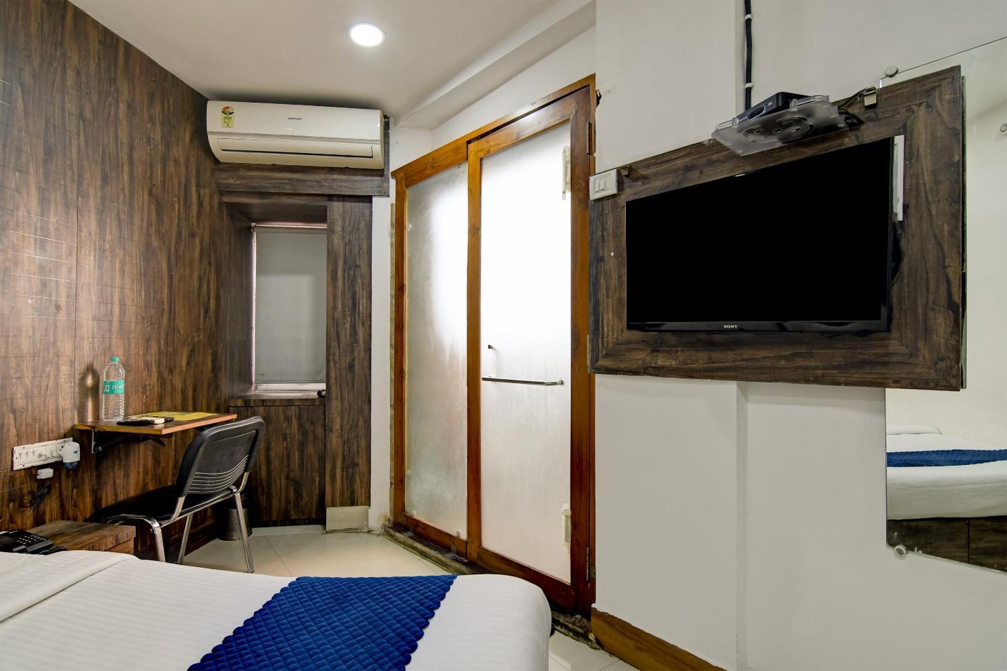 Hotel Q Inn Kalkutta Kültér fotó