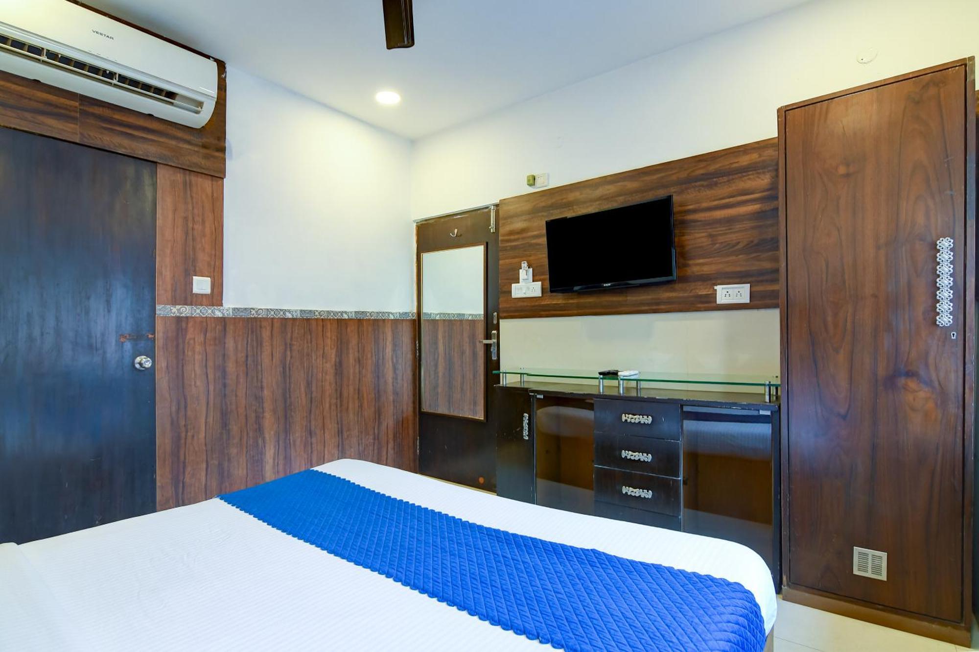 Hotel Q Inn Kalkutta Kültér fotó