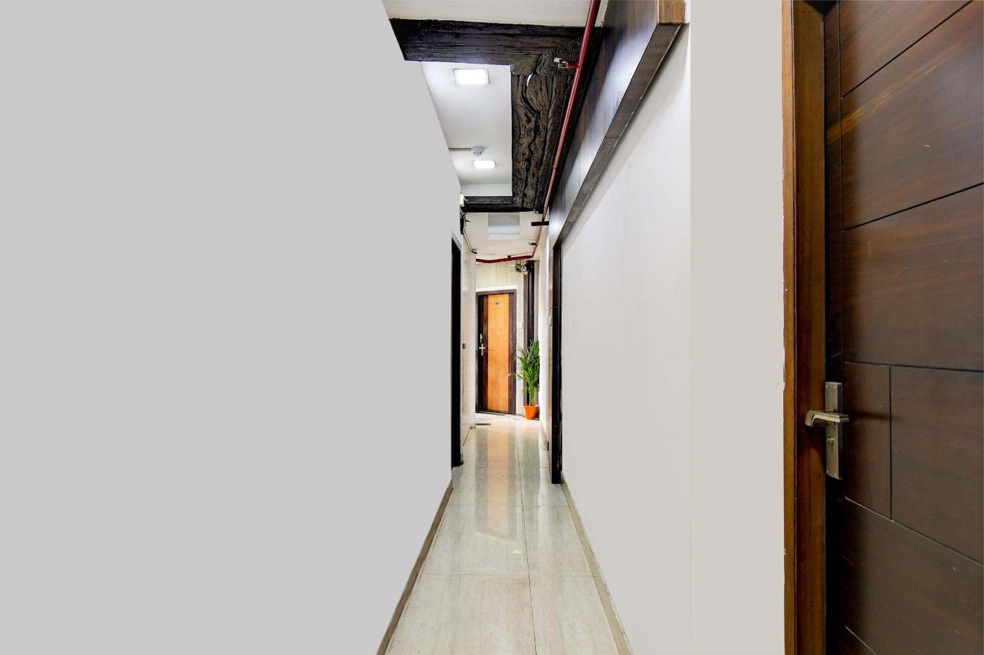 Hotel Q Inn Kalkutta Kültér fotó